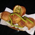 Dipika Bhalla का कुकस्नैप जब उन्होंने ब्रेड बड़ा पाव (bread vada pav recipe in Hindi) बनाया था।