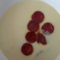 Gulyás Krisztina Cooksnap-ja, amikor elkészítette a(z) Burgonyakrémleves kolbászchipsszel receptet.
