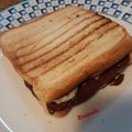 Cooksnap από 𝒳𝓇𝓊𝓈𝑜𝓊𝓁𝒶 𝒦𝑜𝓃𝓉𝑜𝓅𝑜𝓊𝓁𝑜𝓊 στη συνταγή Τοστ με ψωμί, ταχίνι, μέλι, μπανάνα και κανέλα