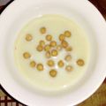 acica Cooksnap-ja, amikor elkészítette a(z) Sajtos hagymakrémleves, gyorsan receptet.