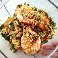 Cooksnap Lienda Dienda semasa beliau membuat Butter Prawn Bersarang.