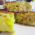 El cooksnap de Esther25 cuando hizo Tortilla de calabacín con cebolla y jamón serrano.