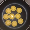 Cooksnap dari Rachmadhani Devi untuk resep 18.Pie Susu Mini🥧😍🤤 (Teflon+Filling Mulus+Kulit Renyah Gurih)