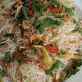 Cooksnap Ziana Chesaad semasa beliau membuat Bihun goreng Singapore.