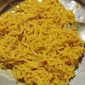 Sayra का कुकस्नैप जब उन्होंने मैगी नूडल्स (Maggi noodles recipe in Hindi) बनाया था।