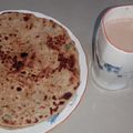 Seema tayal का कुकस्नैप जब उन्होंने मूली का भरवां पराठा (Mooli ka bharva paratha recipe in Hindi) बनाया था।