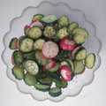 El cooksnap de Verena cuando hizo Ensalada de pepino y rabanito.