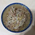 黃姵綺 的 豆芽菜炒豬肉 cooksnap