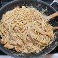 Haydentha3rd 's cooksnap of when they made Creamy Garlic Chicken Pasta {with Tomato & Spinach}.