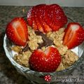 Cooksnap από ΛΟΥΚΡΗΤΙΑ44 στη συνταγή Επιδόρπιο γιαουρτιού με φράουλες και δημητριακά