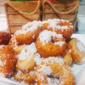 Cooksnap από Kouzinaki στη συνταγή Ντόνατς με ζάχαρη και ένα γλυκό φιλί από τη μαμά