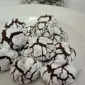 Cooksnap Nurul Farhani abdul samad semasa beliau membuat Chocolate Crinkle Cookies.