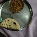 Sara Mehta 's cooksnap of when they made Aloo tamatar curry.