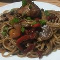 El cooksnap de ema aviles cuando hizo Salteado al wok de vegetales, pescado y pasta.