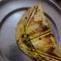 Urmila Tidke का कुकस्नैप जब उन्होंने चीज़ रोटी सैंडविच (Cheese Roti Sandwich recipe in hindi) बनाया था।