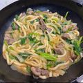 Jillian Huang 的 牛肉炒烏龍麵(簡單料理) cooksnap