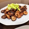 รูป Cooksnap ของ piya peipei เมื่อเขาทำ เห็ดหอมทอดซีอิ๊วอบเนยเห็ดทรัฟเฟิล