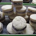El cooksnap de Estela Creteur cuando hizo Alfajores de maizena dulce de leche con un toque de coñac.