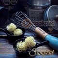 Cooksnap Aznie Khasri semasa beliau membuat "SEMPERIT SUSU"Cair Dimulut😋.