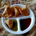 menka Lokesh Meena का कुकस्नैप जब उन्होंने समोसा (SAMOSA RECIPE IN HINDI) बनाया था।