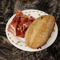 El cooksnap de Juan Perez Gomez cuando hizo Plato de jamón con pan.