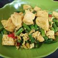 Cooksnap dari Nur Ekayanti untuk resep Tumis buncis tahu dan telur bumbu kari