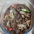 Cooksnap dari arfianata arsli untuk resep Beef Teriyaki Hokben (TIPS mengiris daging sapi menjadi tipis dan tidak alot)