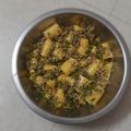 Diptiben's cooksnap of when they made ખાંડવી.
