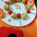 Trapti Jain का कुकस्नैप जब उन्होंने हाई प्रोटीन लड्डू (High Protein Laddu recipe in hindi) बनाया था।