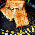 Madhvi Dwivedi का कुकस्नैप जब उन्होंने चीज़ पालक कॉर्न सैंडविच (Cheese spinach corn sandwich recipe in hindi) बनाया था।