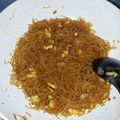 Cooksnap dari Mutiandhana R untuk resep Bihun goreng pelengkap nasi uduk