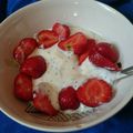 El cooksnap de Isabel R. cuando hizo Yogurt natural con chía y fresas.