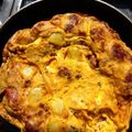 El cooksnap de Monica Riffo cuando hizo Tortilla española con longaniza y un toqué de albahaca.