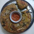 Sudha Banjara Vasani's cooksnap of when they made મિક્સ દાળ હાંડવો.
