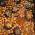 Cooksnap από τανια βασιλης στη συνταγή Ρεβίθια με μελιτζάνες στο φούρνο