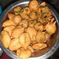 Varsha Dave's cooksnap of when they made મિક્સ વેજ ભજિયાં (Mix Veg Bhajiya Recipe In Gujarati).