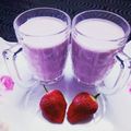 Neelam Gupta का कुकस्नैप जब उन्होंने स्टॉबरी जूस(Stawberry juice recipe in Hindi) बनाया था।
