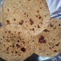 Santosh senni का कुकस्नैप जब उन्होंने आलू पराठा (aloo ka paratha recipe in Hindi) बनाया था।