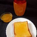 Madhvi Dwivedi का कुकस्नैप जब उन्होंने कच्चे आम का खट्टा मीठा जैम (kacche aam ka khatta meetha jam recipe in Hindi) बनाया था।