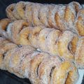 El cooksnap de Magdalena Coronel cuando hizo Rosquitas para vender(salen 3 doc y media aproximadamente).