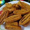 Suchitra S(Radhika S)'s cooksnap of when they made Pinwheel Methi Mathri.