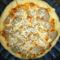 Cooksnap dari Dede Irma Yulianti untuk resep Pizza empuk dan ekonomis