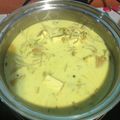 Cooksnap Anis semasa beliau membuat Sayur Lemak Taugeh.