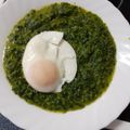 El cooksnap de Raquel cuando hizo Espinacas con bechamel y huevo (receta de mi abuela).