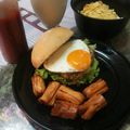 รูป Cooksnap ของ Claire S. เมื่อเขาทำ BURGER Indy