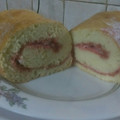 Evy Chidzugwe 🤓's cooksnap of when they made Japanese Strawberry Rolled Cake.