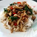 รูป Cooksnap ของ Kasinee Buchachart เมื่อเขาทำ ผัดเห็ดเต้าเจี้ยวหมูสับใส่ใบโหระพา