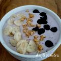 anjli Vahitra का कुकस्नैप जब उन्होंने बनाना एंड ब्लूबेरी स्मूदी (Banana and blueberry smoothie recipe in hindi) बनाया था।