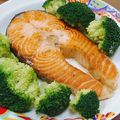 黑嘉麗在家裡尬力 的 乾煎鮭魚 cooksnap