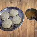 Nalini Shanmugam's cooksnap of when they made காஞ்சிபுரம் இட்லி.